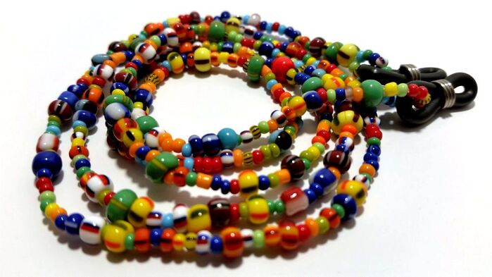 eyeglass chain | color-beaded | De Suave